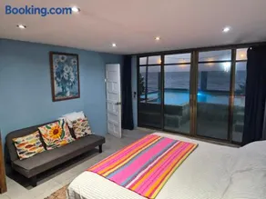 Casa Rosa 2 bedroom beach fronted home with private pool - Image 2