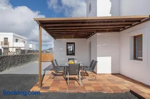 Casa Fama - Image 2
