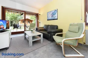 Ferienhaus Fresena - Image 2