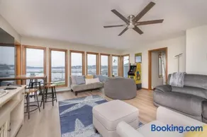 Waterfront Sodus Gem Dock Game Loft Bay View - Image 4