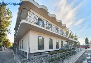 Gaudi stylish hotel - Image 3