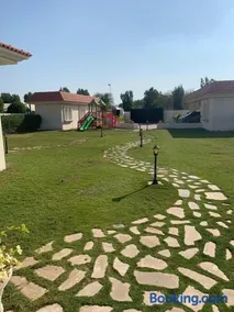 شاليه بخليج الدانة إطلالة بحرية ومسبح خاص - Image 2