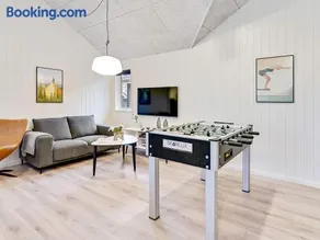 Lyxigt strandhus med spa - Image 3