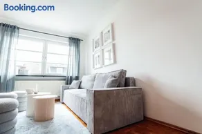 3 BR - Familienfreundlich - Geräumig - Zentral - Parkplätze - Image 3