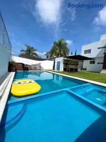 Residencia en Oaxtepec - Image 1