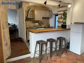 2- Appartement climatisé dans le centre historique d Aubenas - Image 2