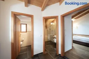 Ansitz Velseck-Residence Hotel - Image 5