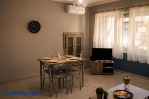 Central Apartment - Image 1
