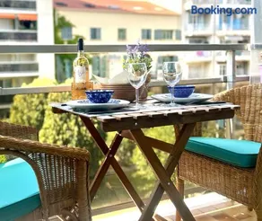 Riviera Morning Balcony studio steps from the beach - Image 1