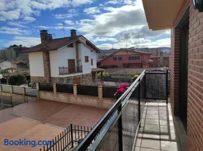 EN EL CORAZON DEL BARRIO DE LA ESTACIÓN - Image 5