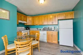 Royal Kuhio 1606 - Spacious Studio with Diamond Head City Views in the Heart of Waikiki! - Image 4
