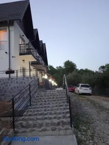 Conacul Doamnei Nucșoara - Image 2