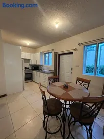 Cozy Apartment in St Patricks - Image 4