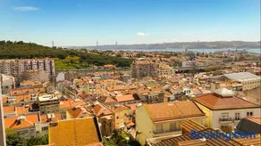 Ideally located with perfect views - Image 2