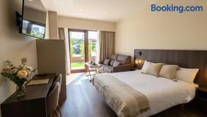 Apartahotel Prada Somió - Image 1