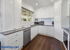 Buller View Holiday House - Image 1