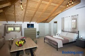 Selinitsa Stone Studio - Mani Seaview Retreat - Image 3