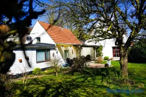Gemütliches Haus mit großem traumhaften Garten - Image 1