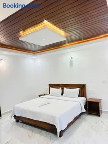 Mistora Estate Villa - Image 2