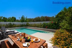 Thalassa Luxury Villa - Image 2