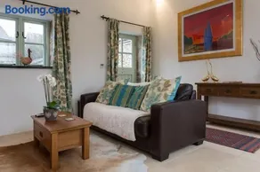 The Snuggery - Image 3