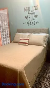 Large Central Apartment - Best Location - Image 2
