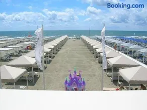 Danio beach house - Image 1