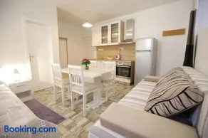 Studio Apartment Laura - Image 5