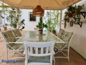 Grand patio apartment - Image 3