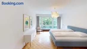 Unique Serviced Living - Gellert Aeschenplatz - Image 2