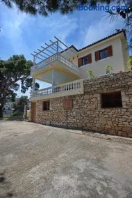 Eleni's Guest House - Image 3
