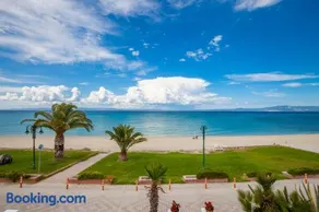 Acroyali Beach House - Image 4