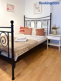 No1 TOP Apartment4YOU - 3 Rooms - free Parking - WiFi - Saarbrücken - Jägersfreude - Image 2