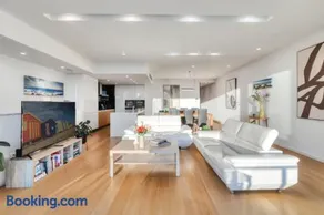 Modern Coastal Retreat in Brighton Melbourne - Image 3