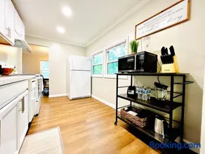 The Charming Location - Image 3
