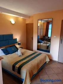 Vanilla Pokoje i Apartamenty Nad Brzegiem Jeziora - Image 2