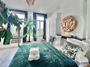 06 - Malibu Style, private room Close to train station, - Image 3