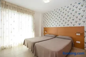 Alameda Apartments - Image 3