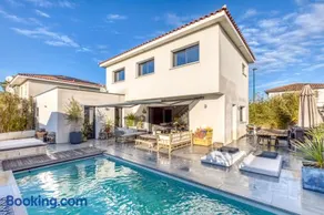 Sublime Maison Moderne avec piscine - Image 2