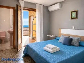 Habitaciones en primera linea de playa - Image 1