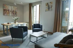 Spacious & Comfortable flat in centric Eixample - Image 1