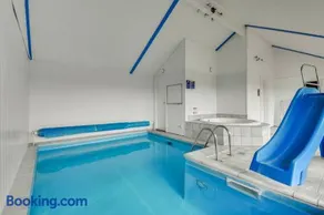 House With Pool, Spa, And Sauna By The Sea - Sj220 - Image 2