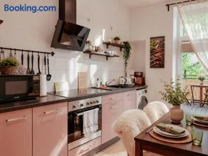 Gemütliche Erdgeschosswohnung auf dem Kaßberg mit Balkon und 2 Schlafzimmern - Image 1