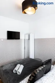 ClickTheFlat Conrada Apart Rooms - Image 4