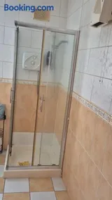 Flat in centre of Strokestown - Image 2