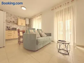 La Casa AZUL - Image 1