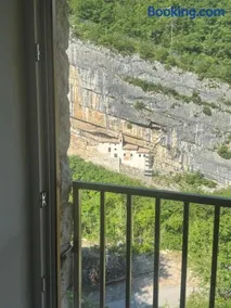 Mansarda Vista Eremo di San Colombano - Image 4