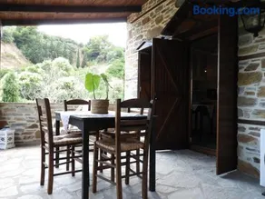 Olivia traditional stone house - Image 2
