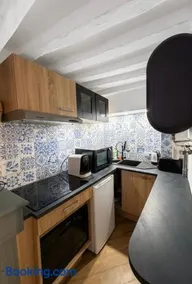 L 'iris, studio Hyper-centre, rue Arcisse de caumont, nouvelle equipe d entretien - Image 2