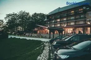 Cabana Trei Brazi - Image 2